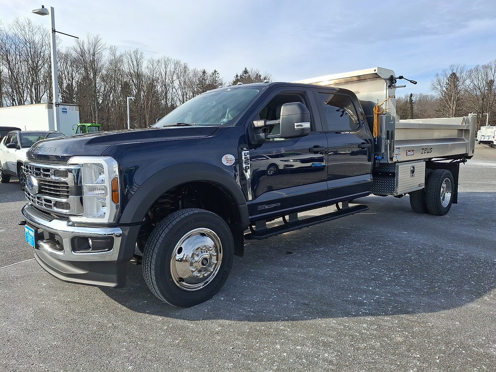 Used 2024 Ford F550 4x4 Crew Cab Super Duty image 3