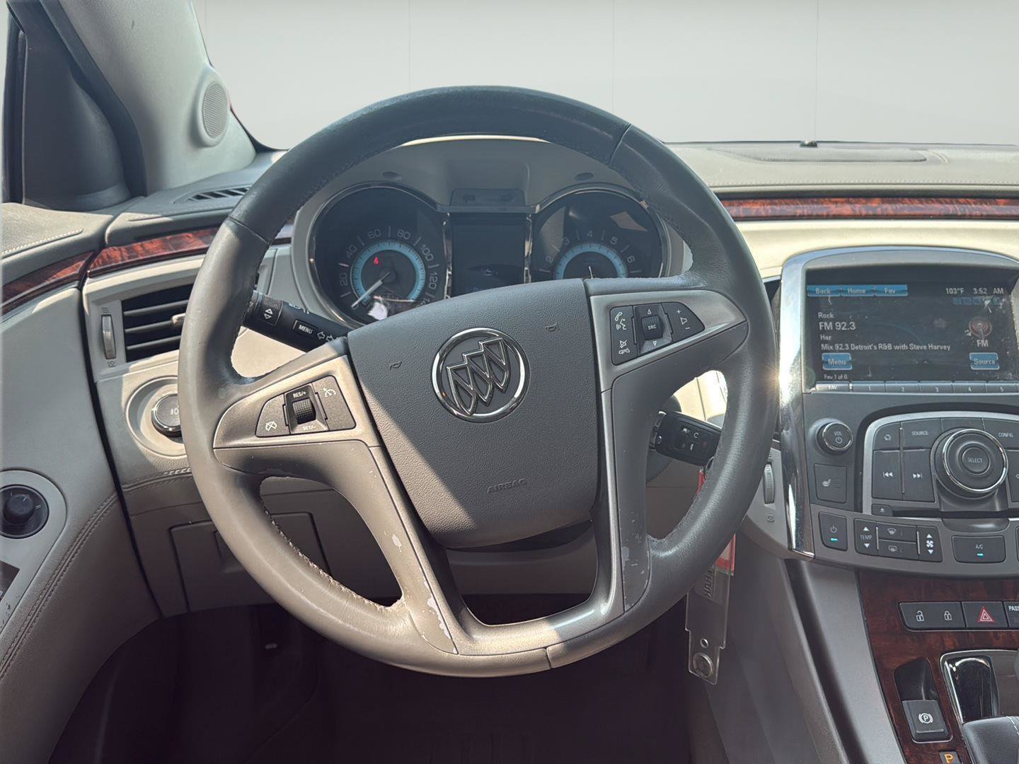 Used 2013 Buick LaCrosse Leather FWD image 11