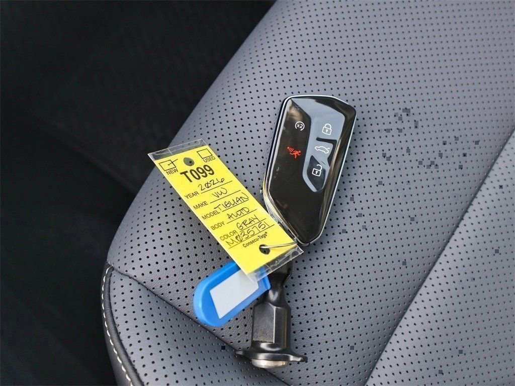 New 2026 Volkswagen Tiguan SE image 27