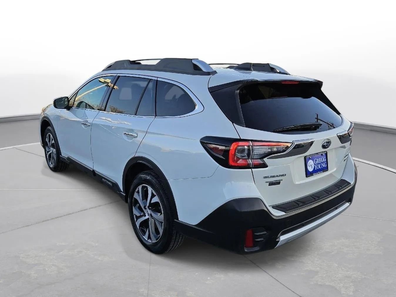 Used 2020 Subaru Outback Touring image 7