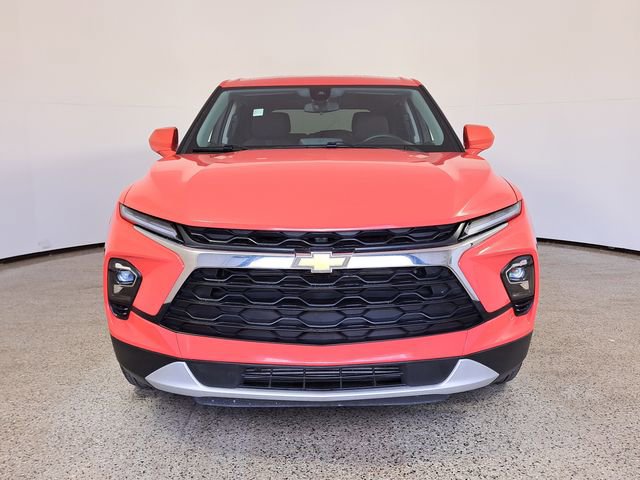 Used 2025 Chevrolet Blazer LT image 3