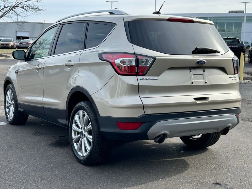 Used 2017 Ford Escape Titanium image 5