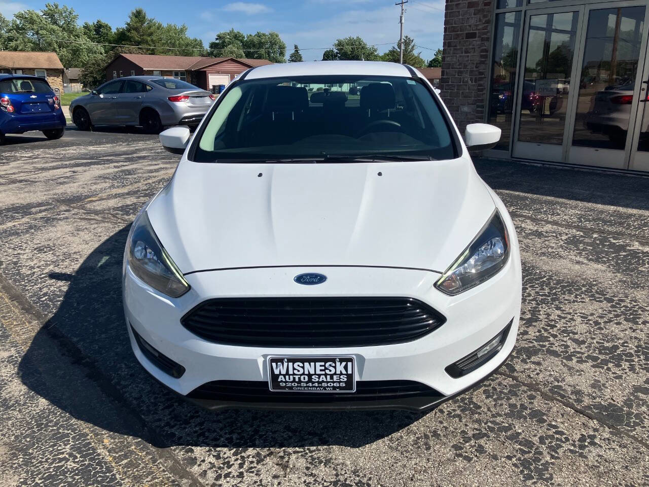 Used 2018 Ford Focus SE w/ SE Appearance Package image 8