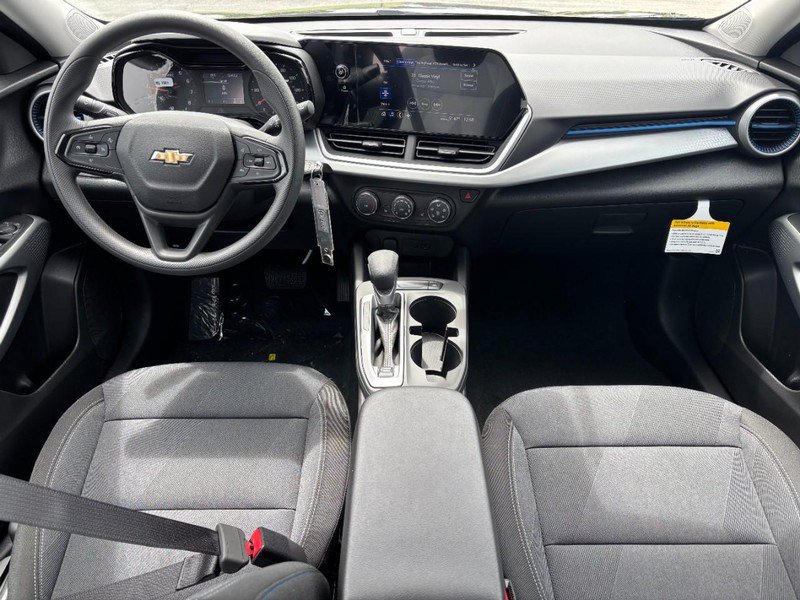 New 2026 Chevrolet Trax LS w/ LS Convenience Package FWD image 6