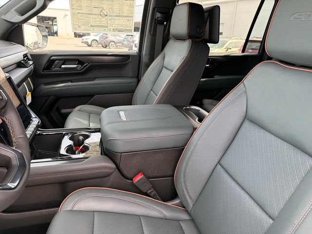 New 2026 GMC Yukon XL AT4 w/ AT4 Premium Plus Package AWD/4WD image 17