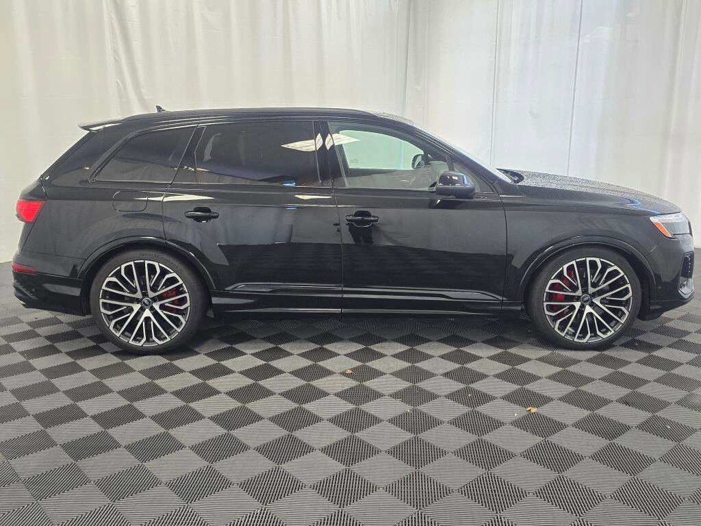 New 2026 Audi SQ7 Premium Plus image 7