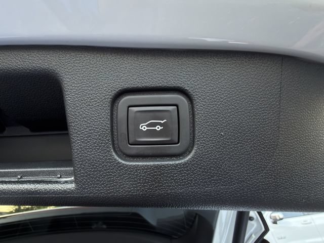 Used 2024 Chevrolet Blazer EV RS RWD image 34