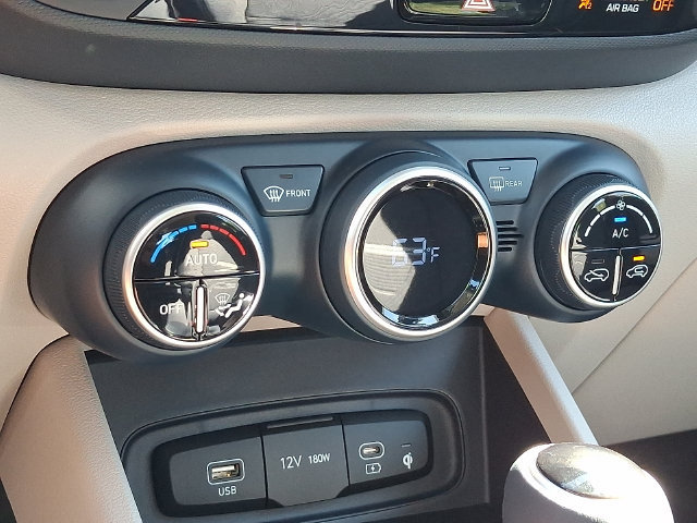 New 2026 Hyundai Venue SEL FWD image 15