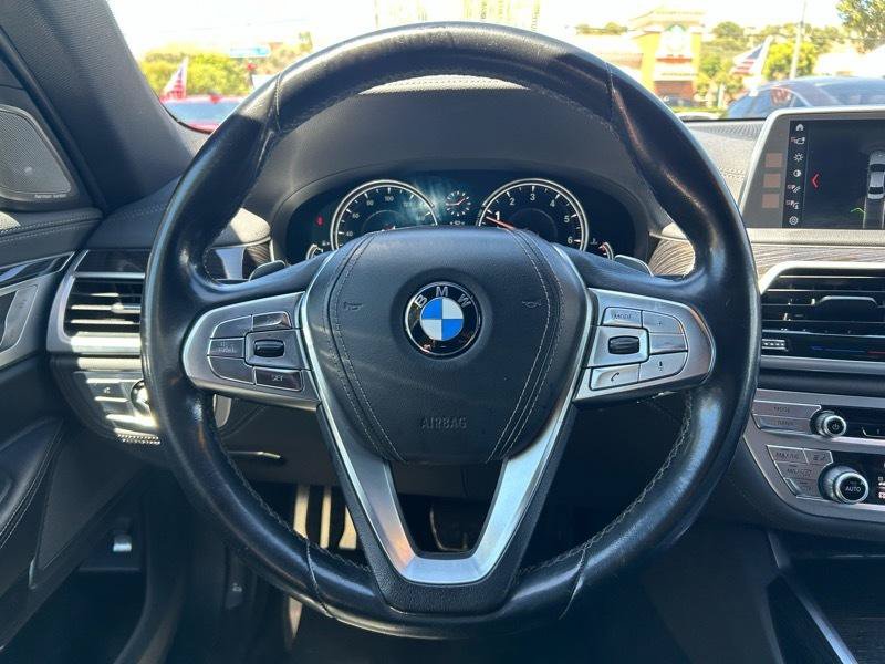 Used 2018 BMW 740i RWD image 10