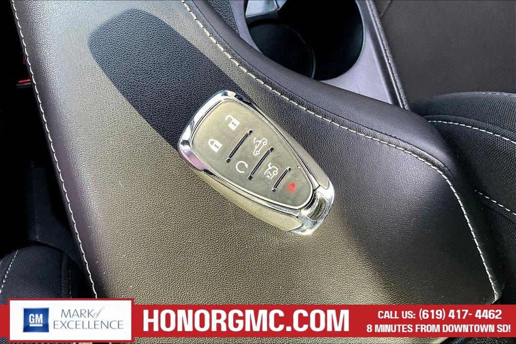 Used 2023 Chevrolet Camaro LT image 34