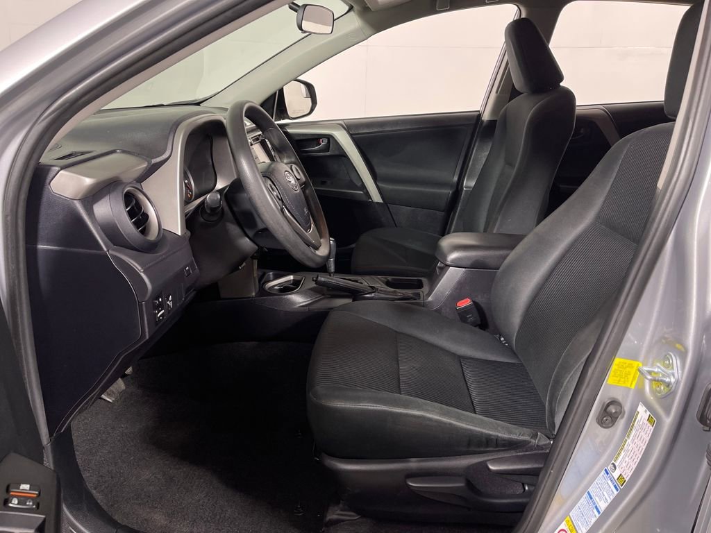 Used 2016 Toyota RAV4 LE image 11