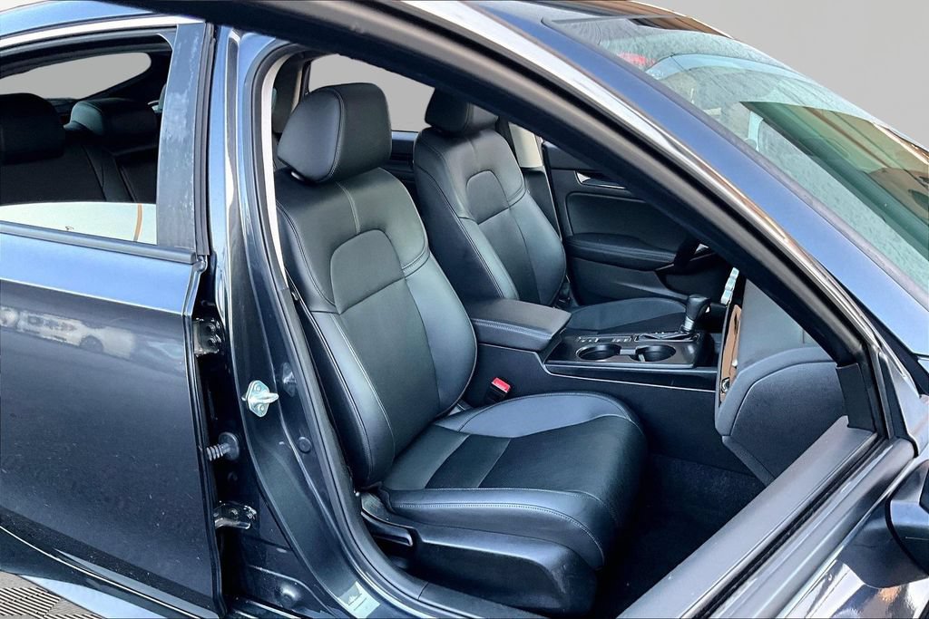 Used 2024 Honda Civic EX-L image 22