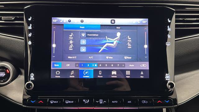 Used 2024 Jeep Wagoneer Series II w/ Convenience Group I AWD/4WD image 18