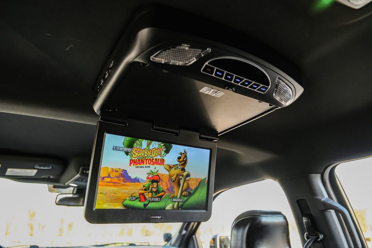 Used 2016 Ford F150 Platinum w/ Trailer Tow Package AWD/4WD image 41