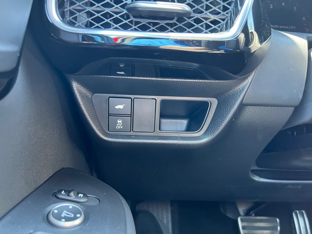 Certified 2025 Acura ADX A-Spec AWD/4WD image 16
