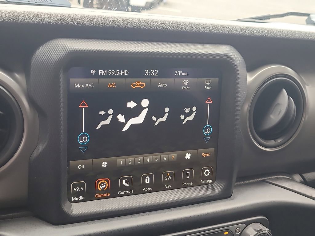 Used 2023 Jeep Gladiator Sport image 20