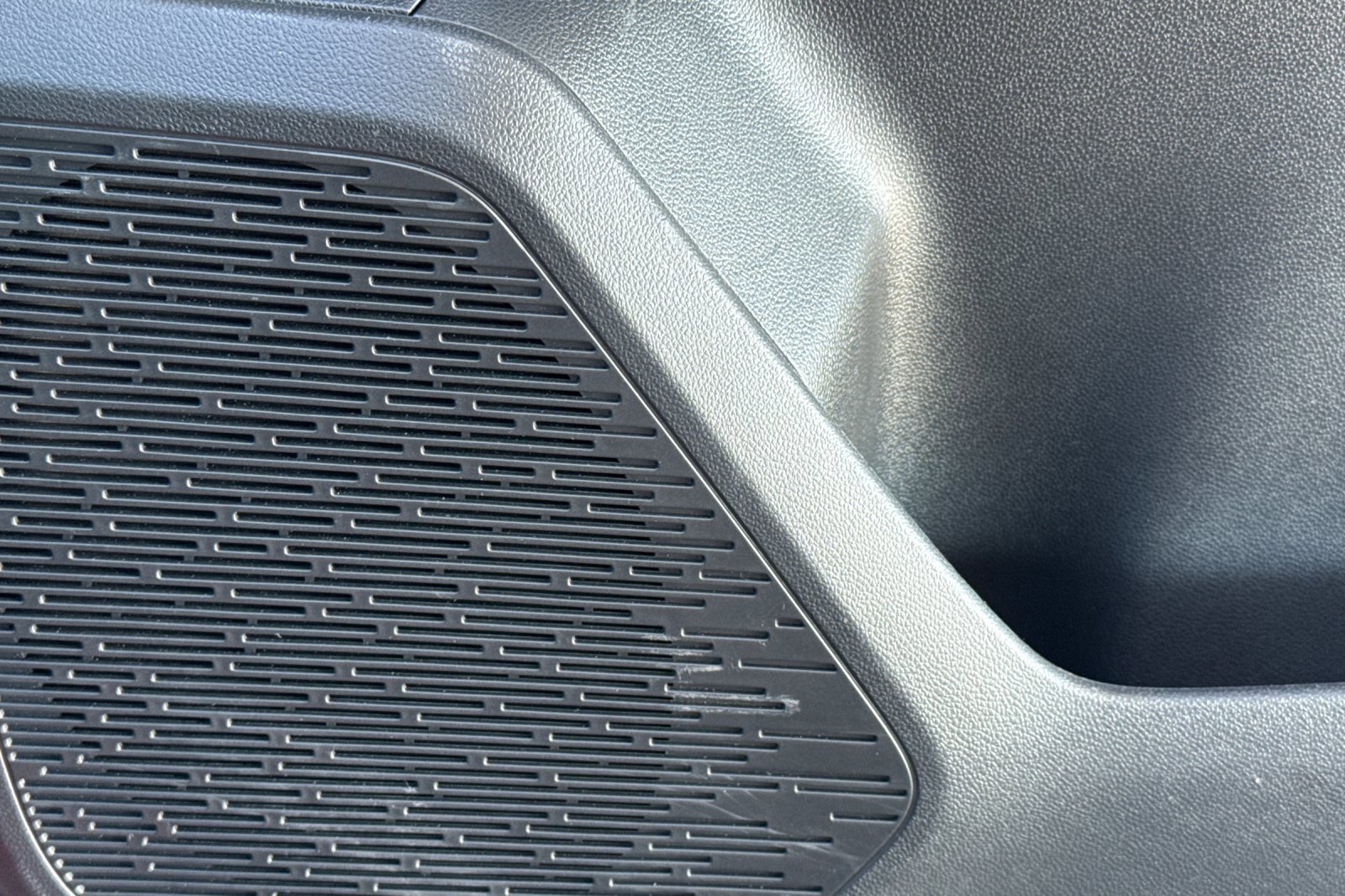 Used 2026 GMC Terrain Elevation image 23