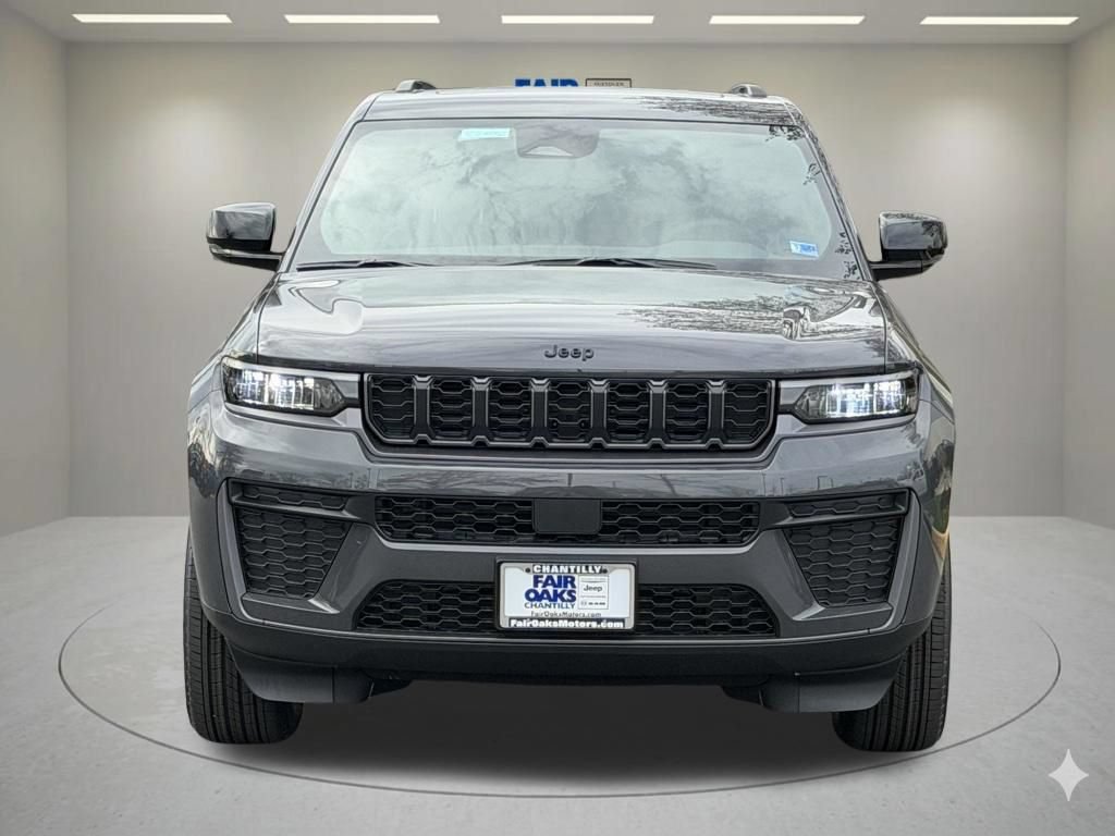 New 2026 Jeep Grand Cherokee Altitude AWD/4WD image 3