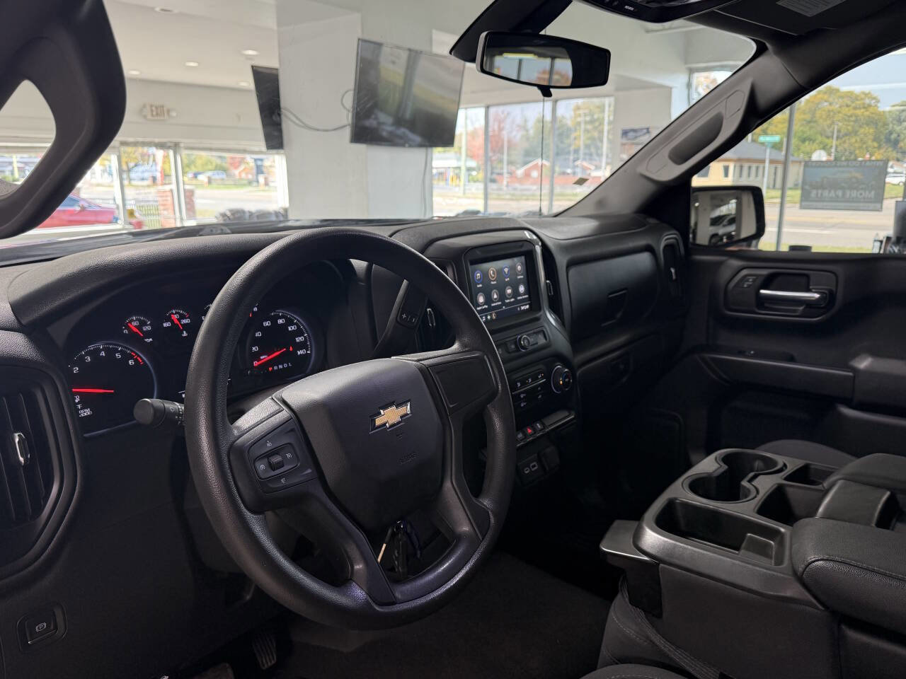 Used 2022 Chevrolet Silverado 1500 Custom image 8