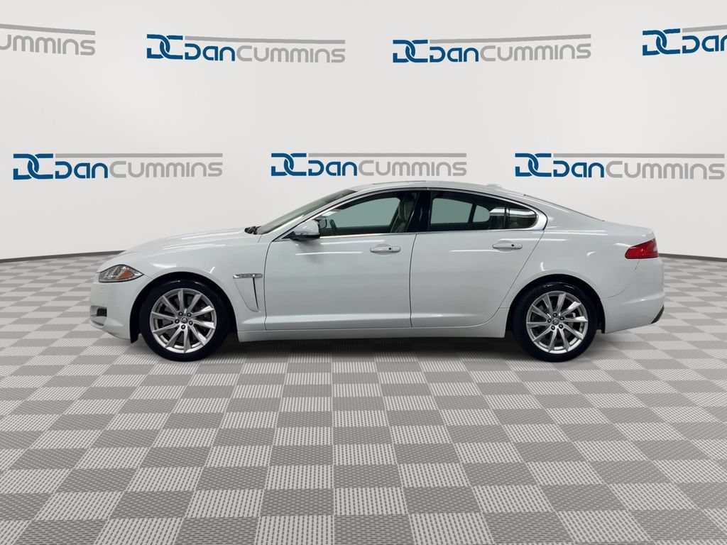 Used 2012 Jaguar XF RWD image 5