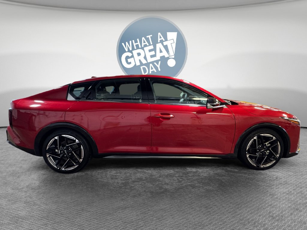Certified 2025 Kia K4 GT-Line w/ GT-Line Sunroof Package FWD image 2