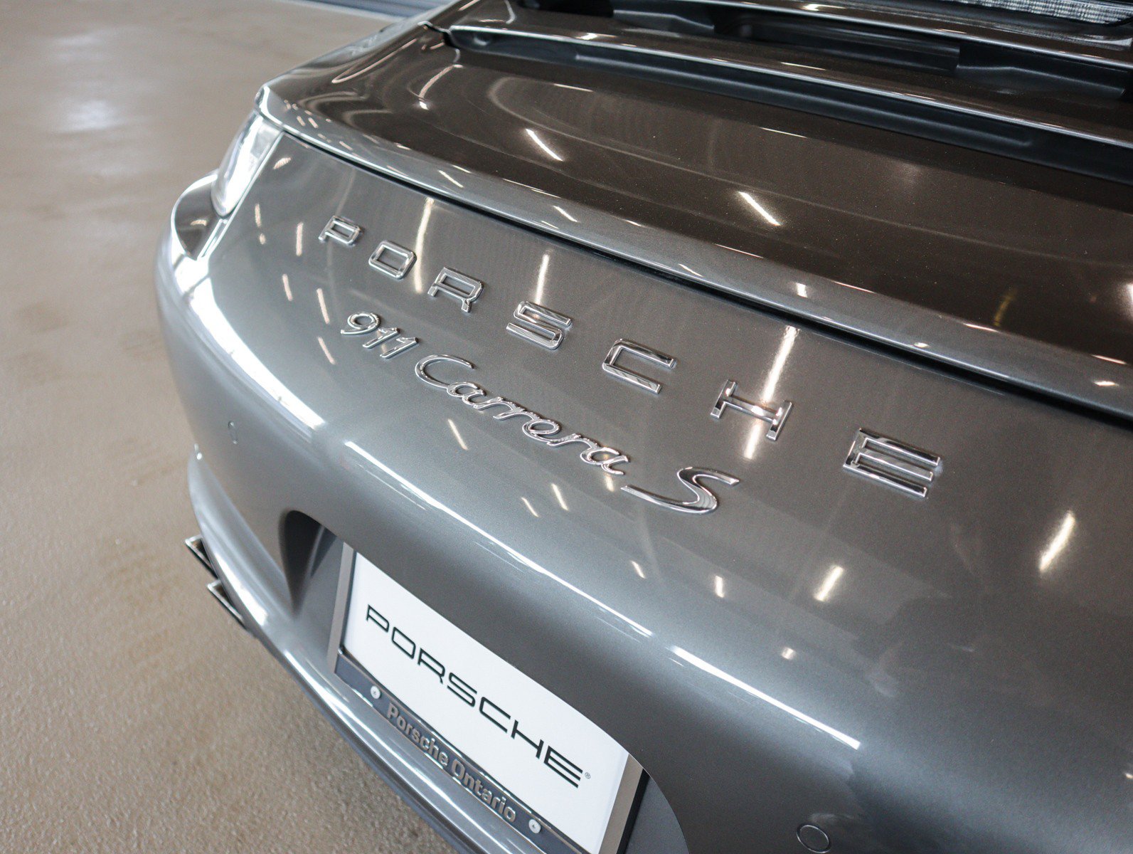 Certified 2015 Porsche 911 Carrera S RWD image 22