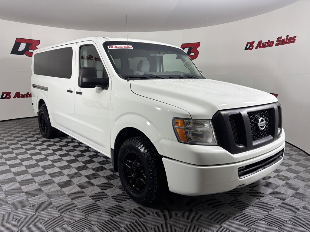 Used 2018 Nissan NV 3500 S image 8