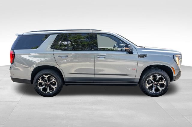 Used 2026 GMC Yukon AT4 w/ AT4 Premium Plus Package AWD/4WD image 4