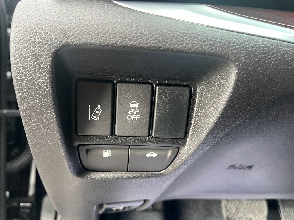 Used 2015 Acura TLX V6 w/ Technology Package image 26