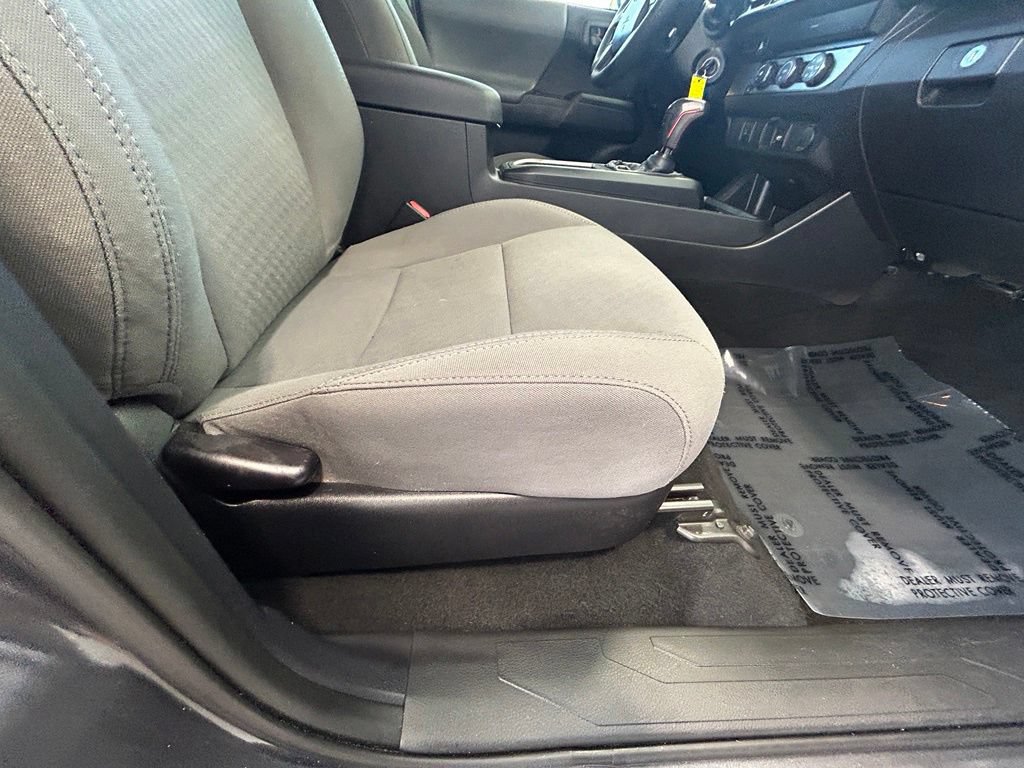 Used 2020 Toyota Tacoma SR w/ SR Convenience Package RWD image 24
