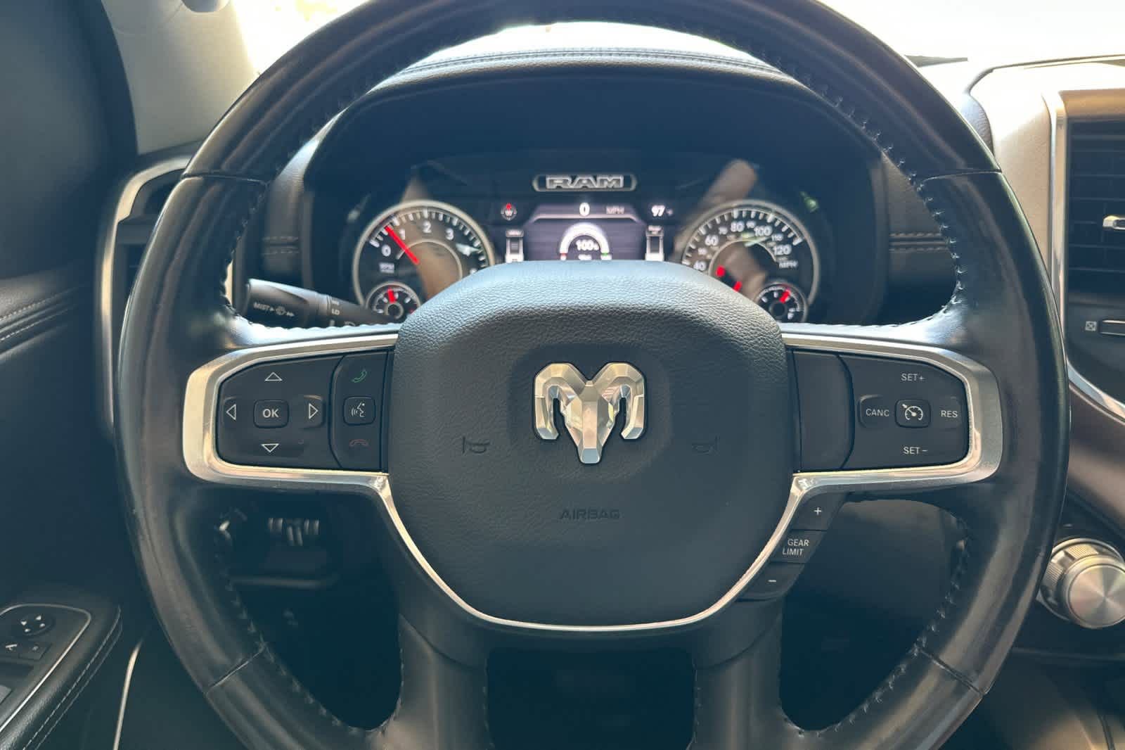Used 2022 RAM 1500 Laramie AWD/4WD image 22
