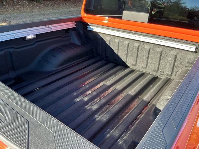 New 2026 Nissan Frontier PRO-4X w/ Pro-4x Convenience Package image 18