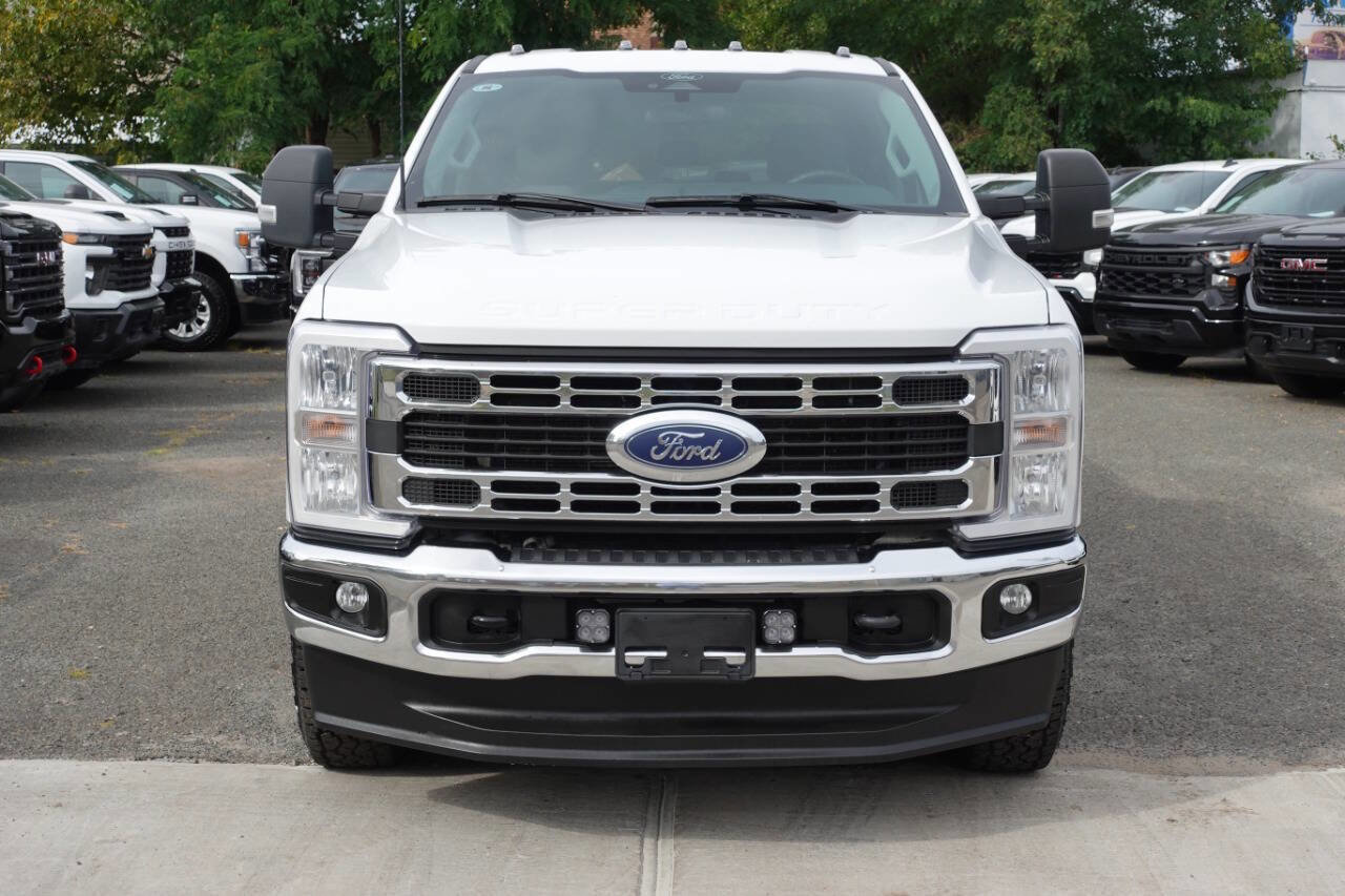 Used 2024 Ford F250 XLT image 5