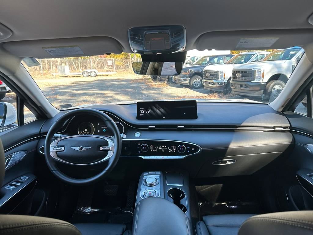 Used 2025 Genesis GV70 2.5T image 25