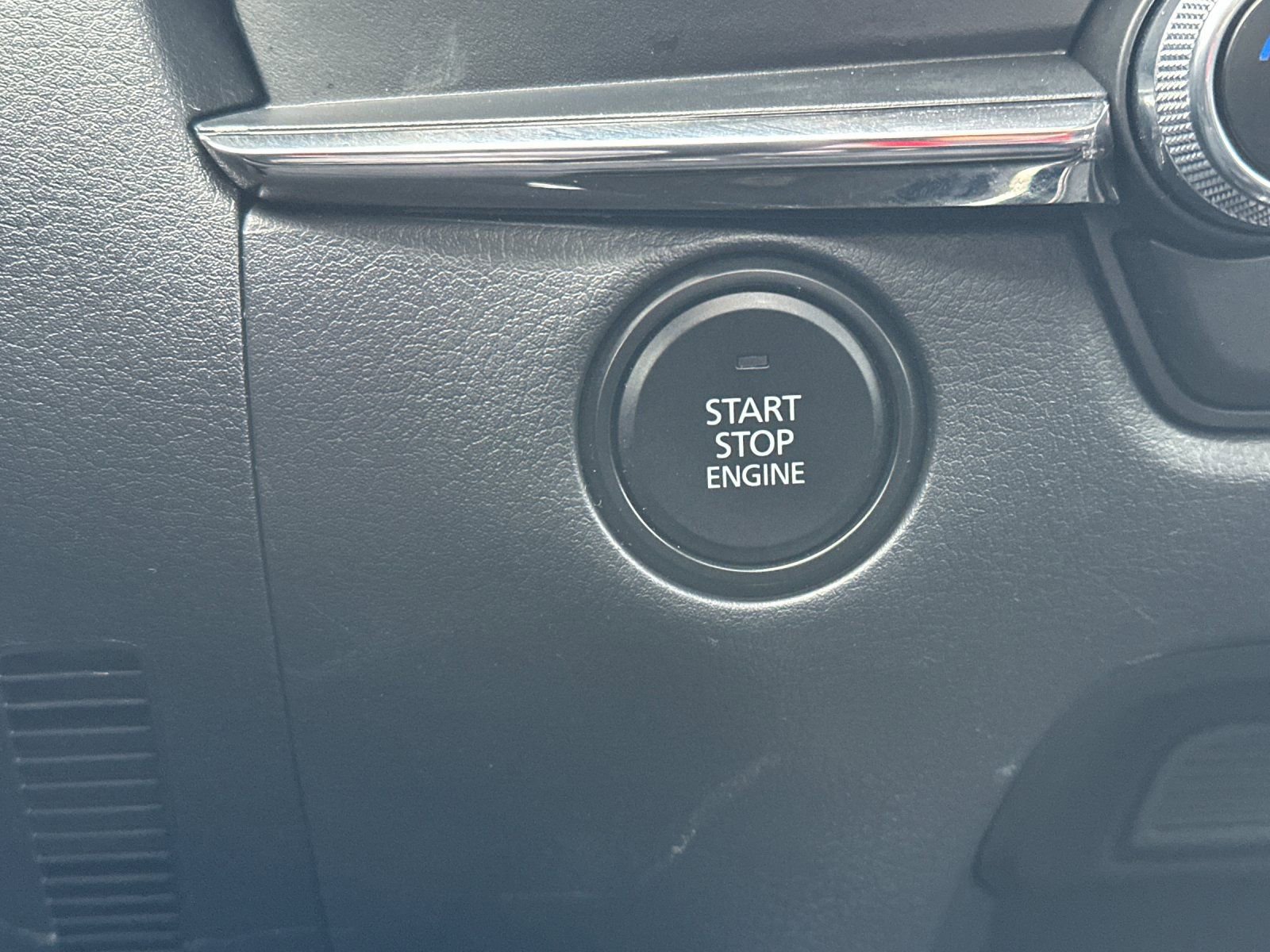 Certified 2025 MAZDA CX-30 AWD 2.5 S w/ Preferred Package image 21