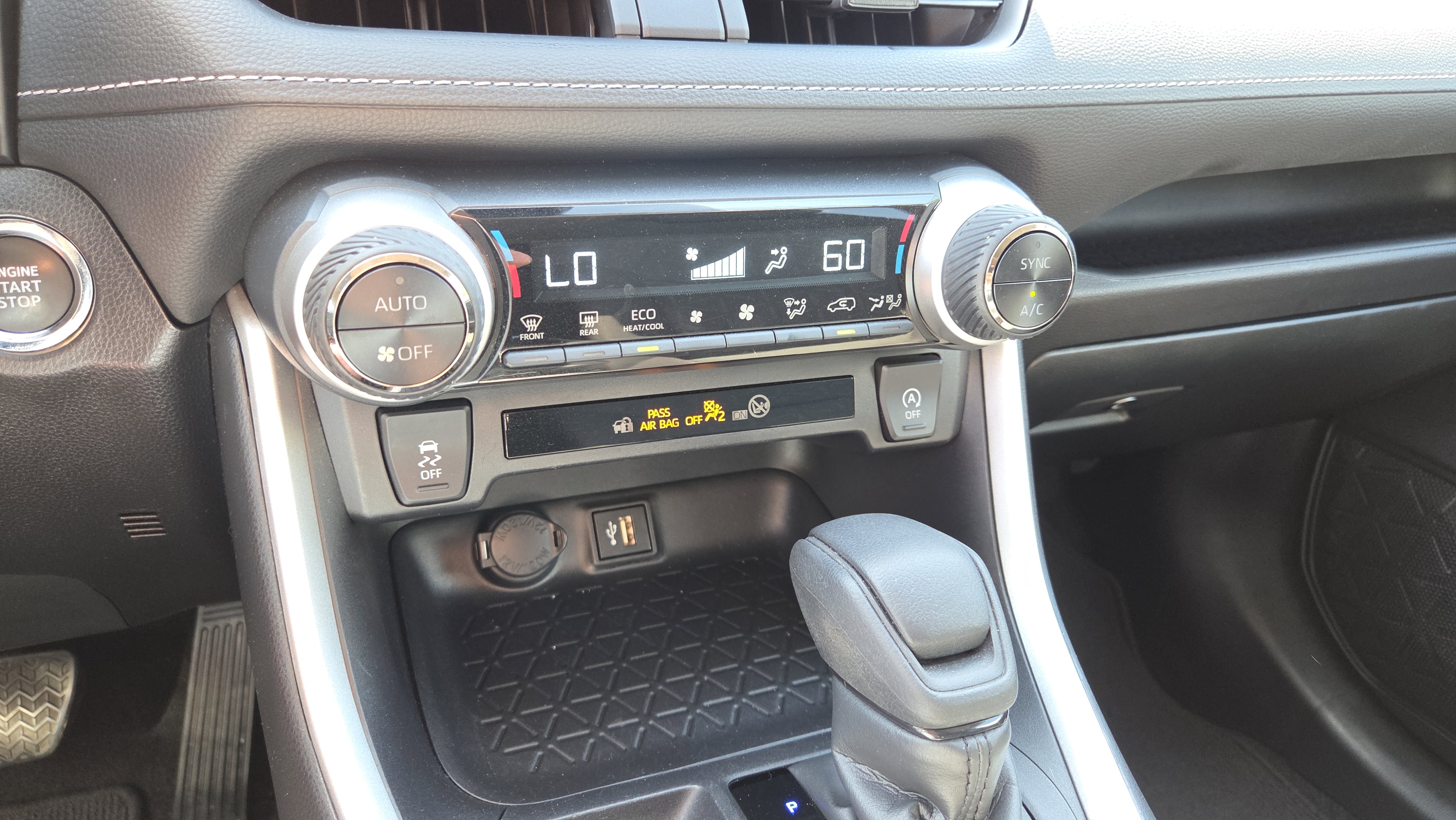 Certified 2024 Toyota RAV4 XLE w/ Convenience Package FWD image 24