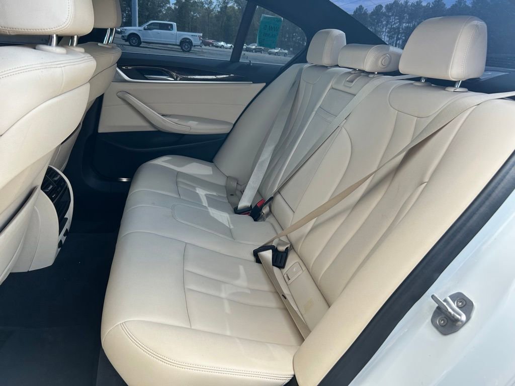 Used 2018 BMW 530i RWD image 15
