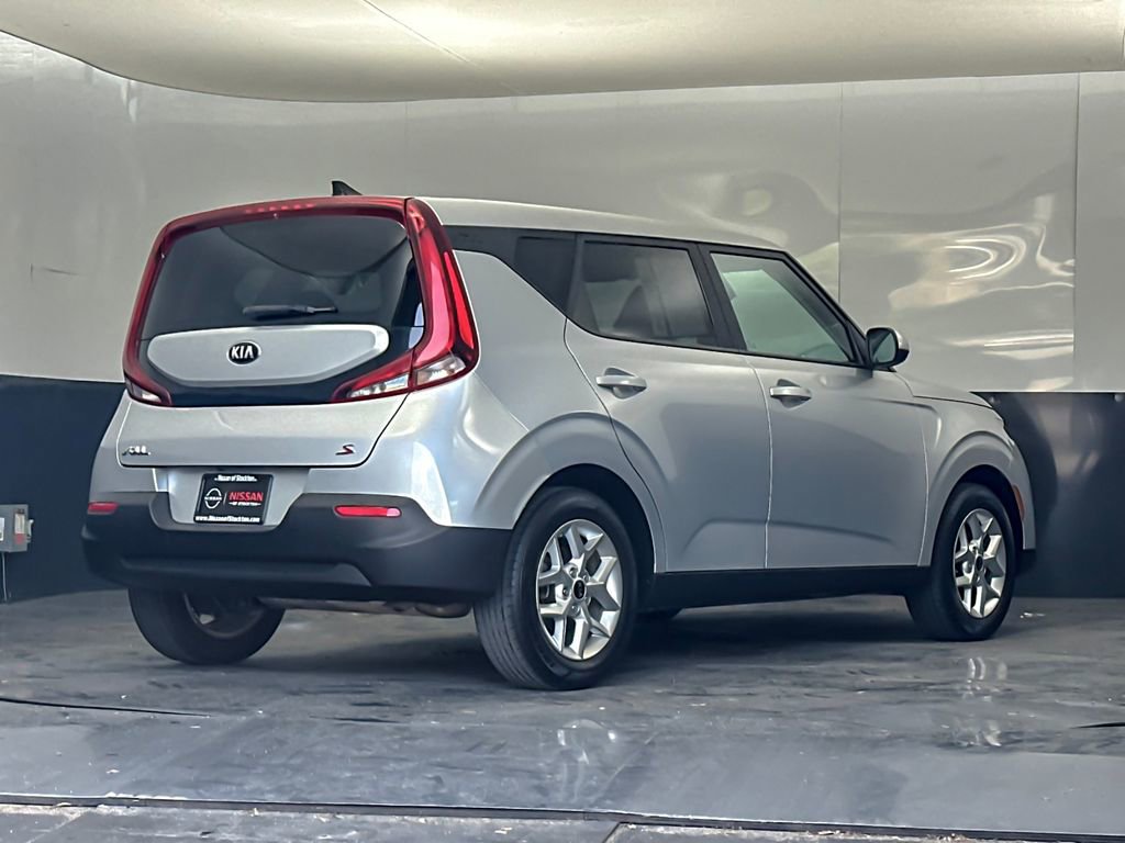 Used 2021 Kia Soul S FWD image 3