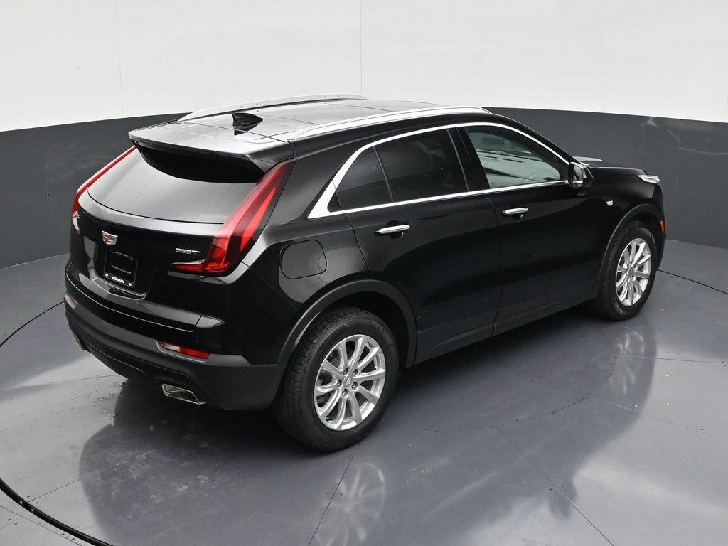 Certified 2023 Cadillac XT4 Luxury FWD image 17