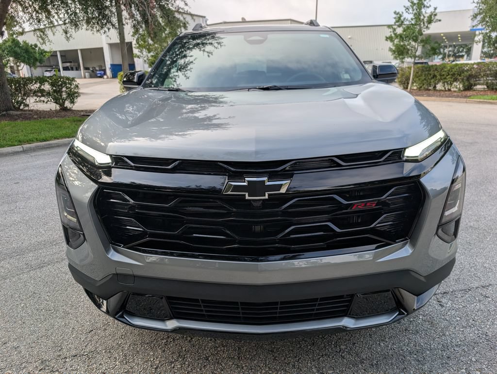 New 2027 Chevrolet Equinox RS FWD image 2
