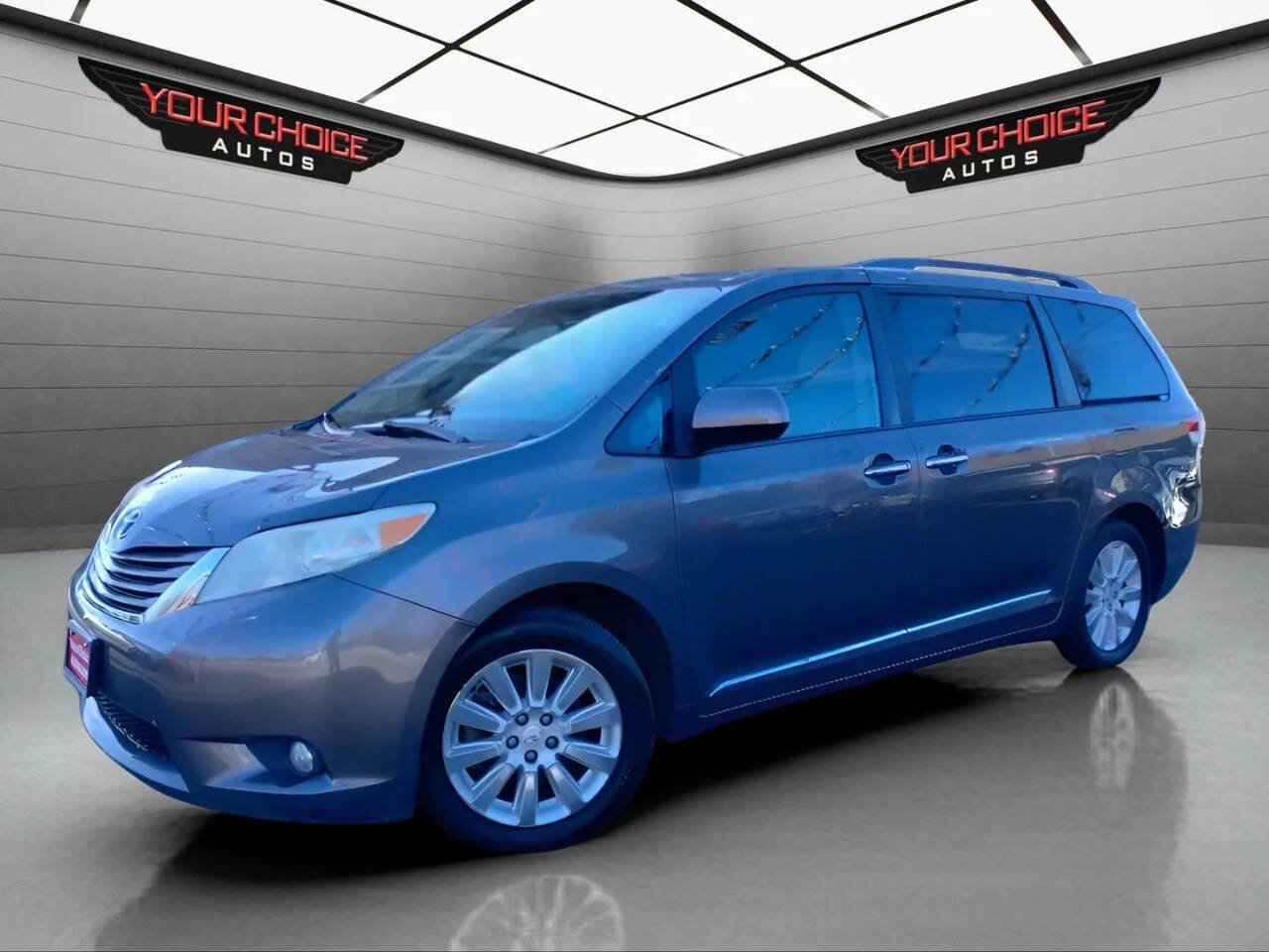 Used 2013 Toyota Sienna XLE