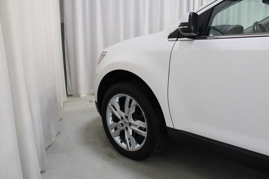 Used 2013 Ford Edge Limited FWD image 29
