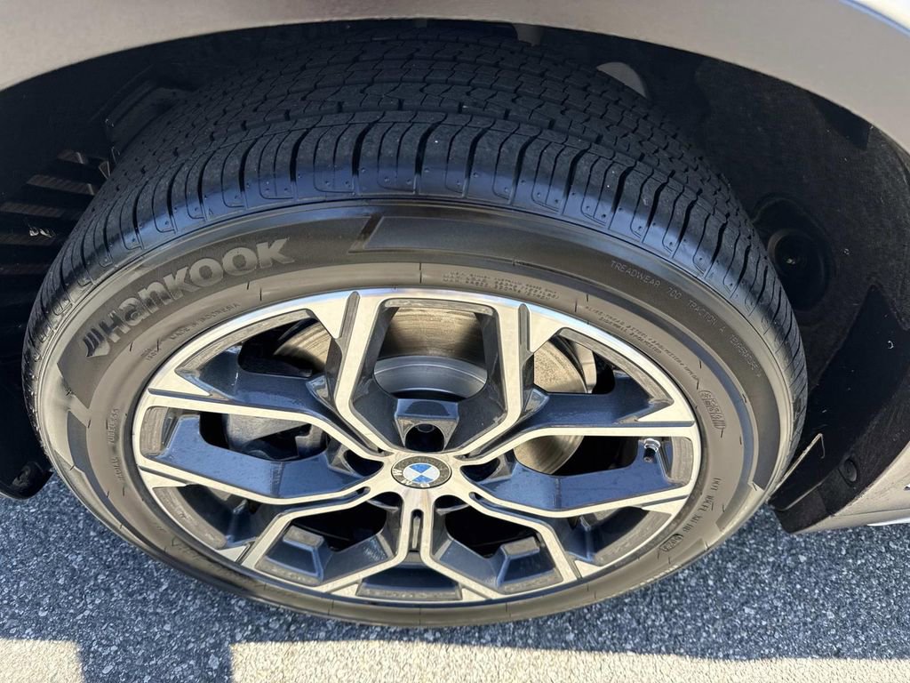 Used 2021 BMW X1 sDrive28i w/ Convenience Package image 12