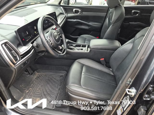 Certified 2025 Kia Sorento S w/ Panoramic Sunroof Package FWD image 17