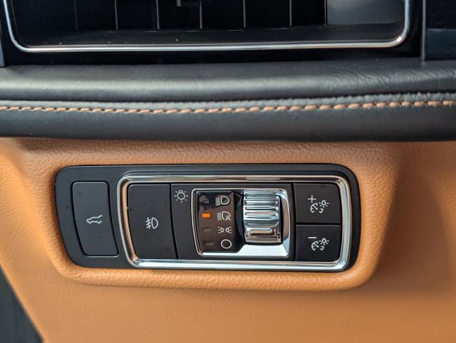 Used 2024 Lincoln Aviator Black Label AWD/4WD image 27