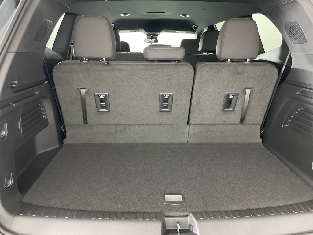 New 2025 GMC Acadia Elevation image 26