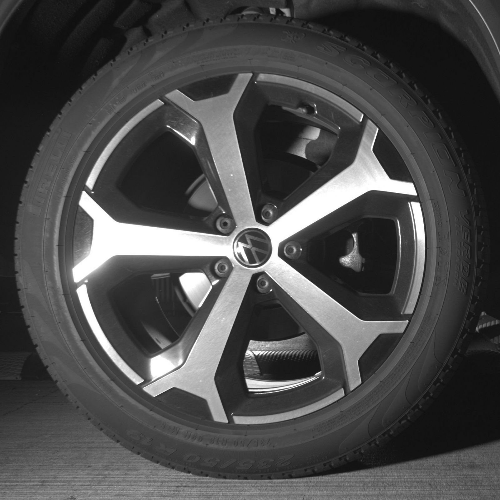 Used 2026 Volkswagen Tiguan SE AWD/4WD image 18