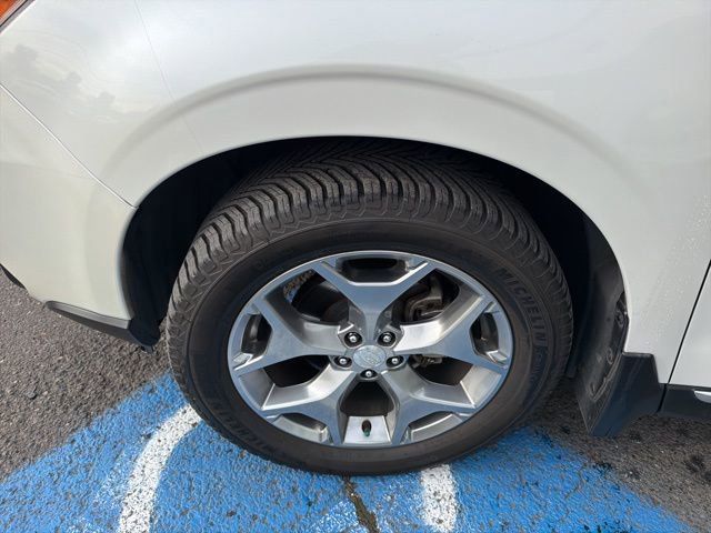 Used 2015 Subaru Forester 2.5i Touring w/ Eyesight & Navigation System image 17