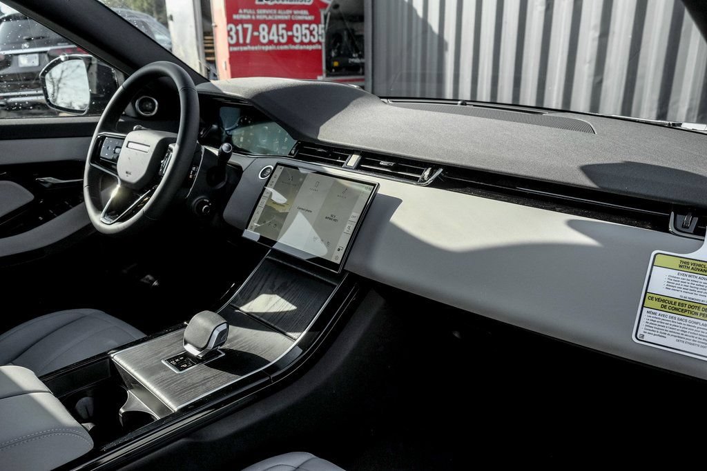 New 2026 Land Rover Range Rover Evoque S AWD/4WD image 22