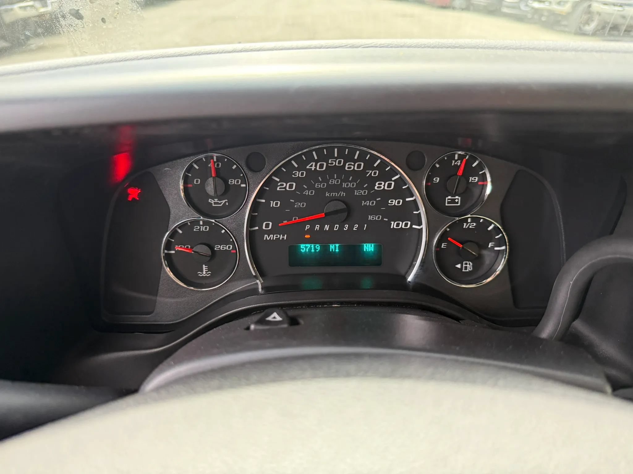 Used 2012 Chevrolet Express 1500 AWD image 9